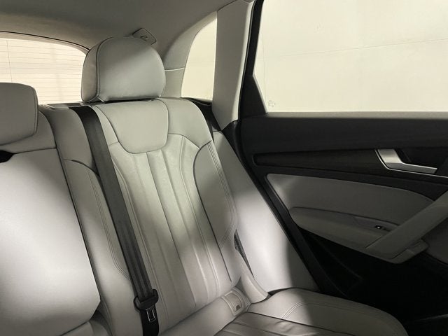 2022 Audi Q5 S line Premium