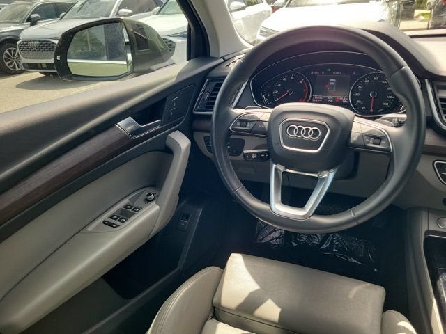 2024 Audi Q5 45 S line Premium