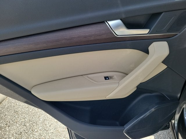 2022 Audi Q5 45 S line Premium