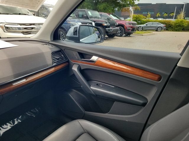 2023 Audi Q5 45 S line Premium