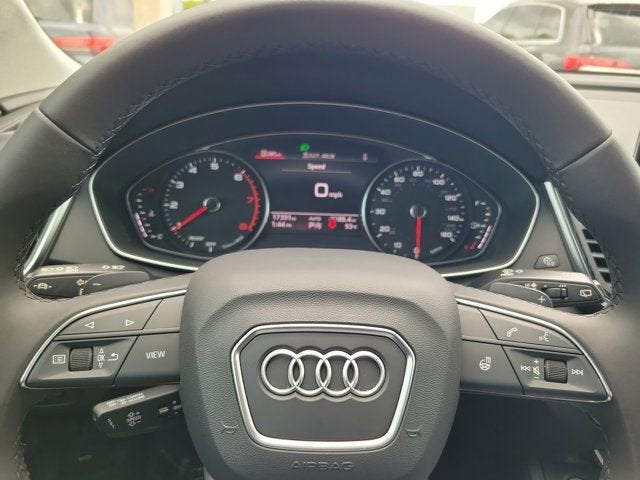 2023 Audi Q5 45 S line Premium
