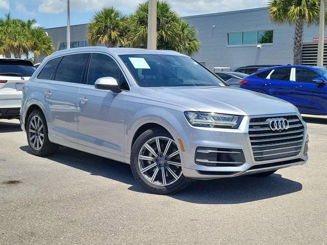 2019 Audi Q7 55 SE Premium Plus