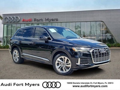 2023 Audi Q7 45 Premium Plus
