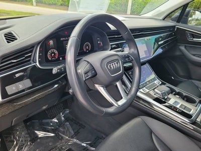 2023 Audi Q7 45 Premium Plus