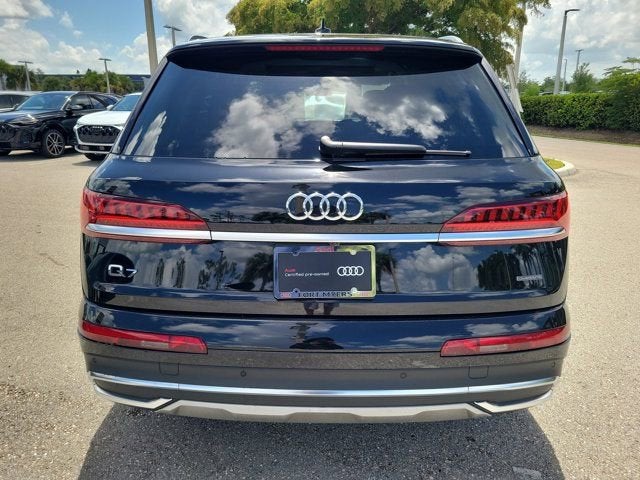 2023 Audi Q7 45 Premium Plus