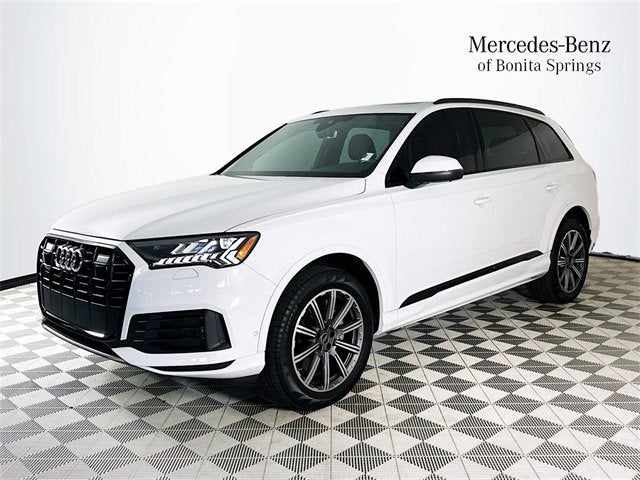 2023 Audi Q7 Premium Plus