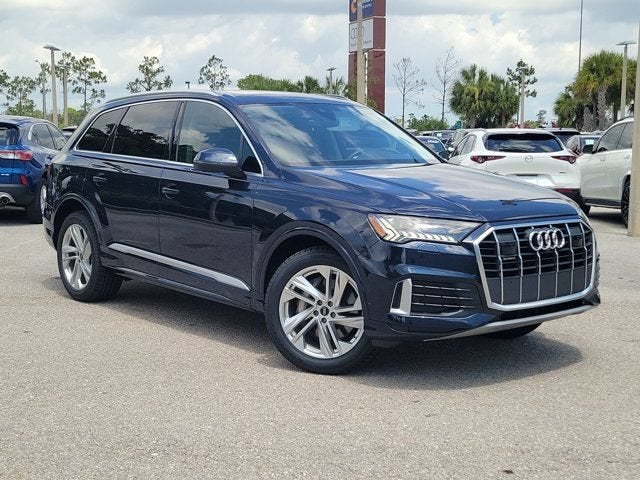 2023 Audi Q7 45 Premium Plus
