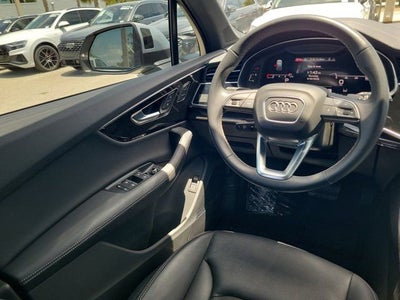 2025 Audi Q7 45 Premium Plus