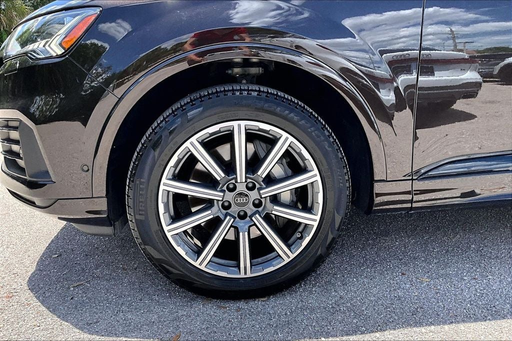 2023 Audi Q7 45 Premium Plus quattro
