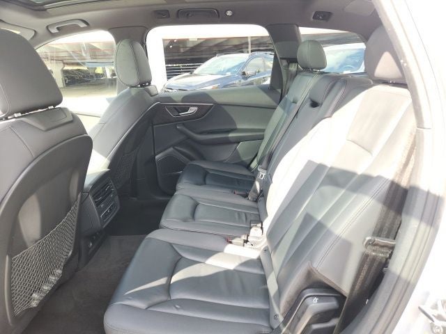 2021 Audi Q7 45 Premium Plus quattro