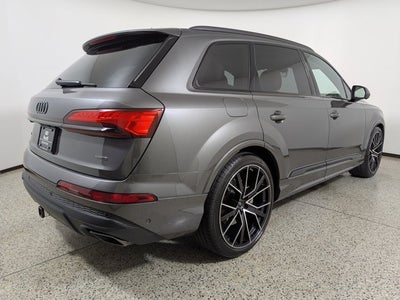 2025 Audi Q7 Premium Plus 55 TFSI quattro
