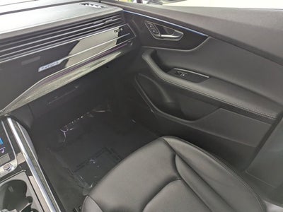 2025 Audi Q7 Premium Plus 55 TFSI quattro