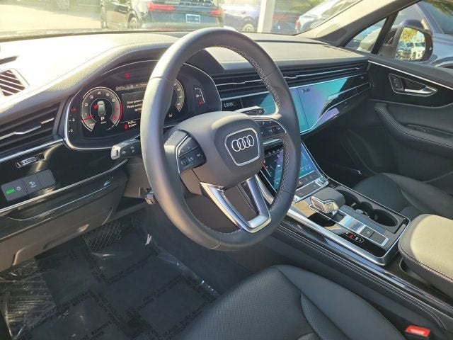 2025 Audi Q7 55 Premium Plus