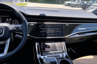 2023 Audi Q7 55 Premium Plus quattro
