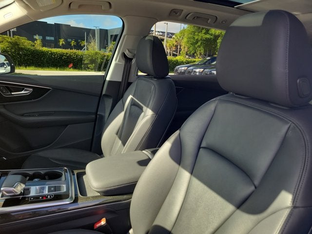 2023 Audi Q7 55 Premium Plus