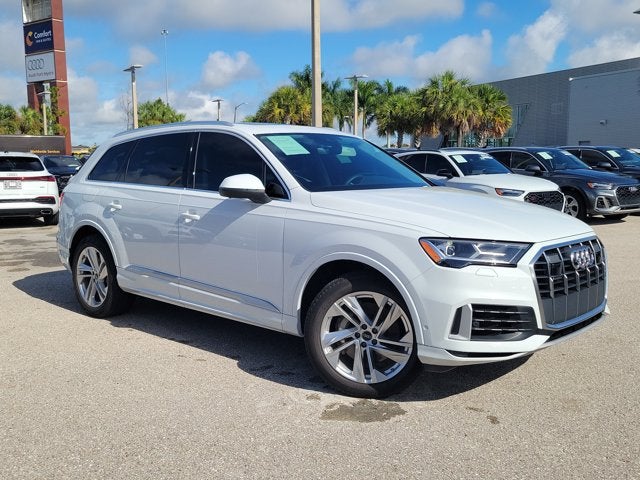 2023 Audi Q7 55 Premium Plus