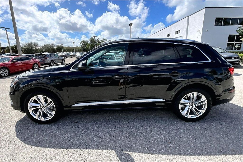 2023 Audi Q7 55 Prestige quattro