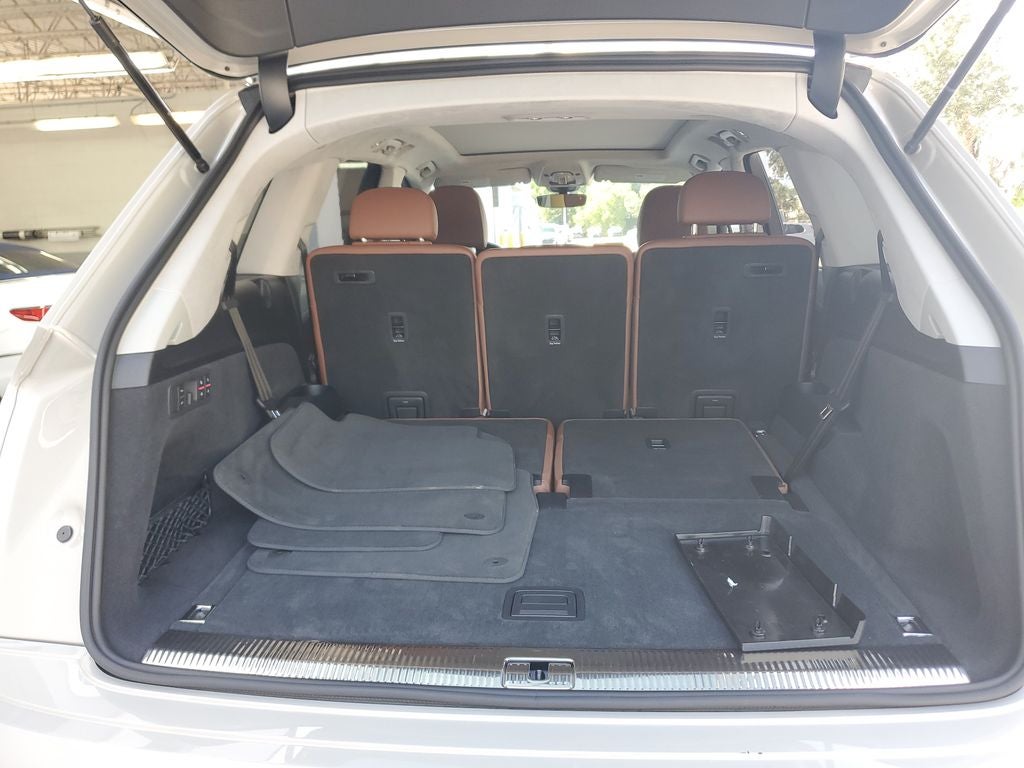 2023 Audi Q7 55 Prestige quattro