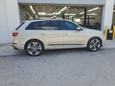 2023 Audi Q7 55 Prestige quattro