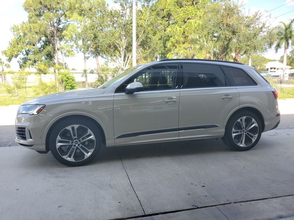 2023 Audi Q7 55 Prestige quattro