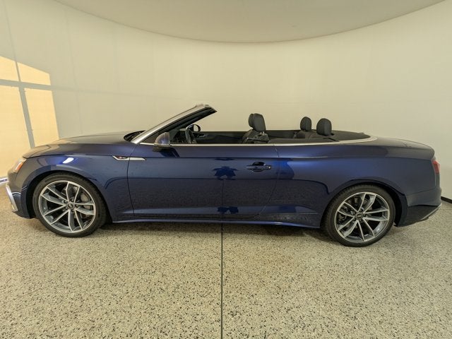 2024 Audi A5 Cabriolet S line Premium Plus 45 TFSI quattro