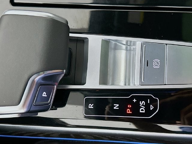 2025 Audi A8 L 55
