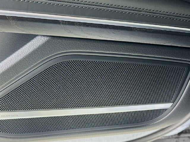 2025 Audi A8 L 55
