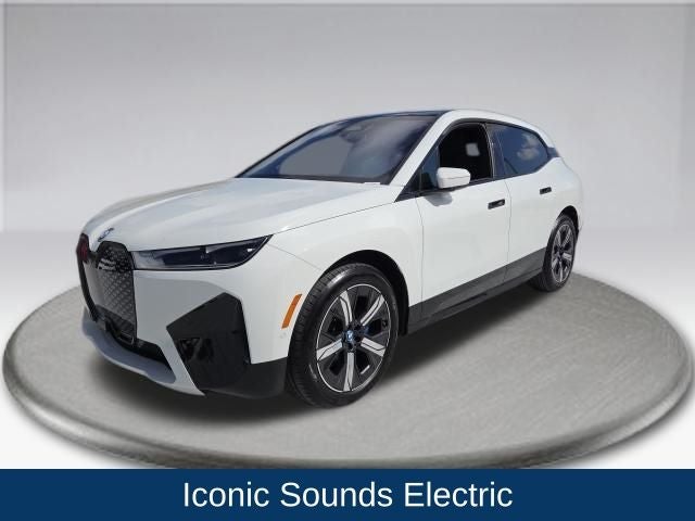 2025 BMW iX xDrive50