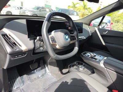2025 BMW iX xDrive50