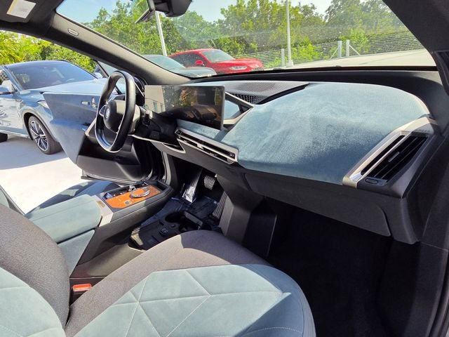 2023 BMW iX xDrive50