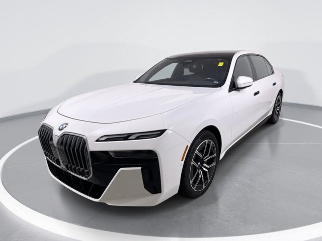 2025 BMW 7 Series 740i