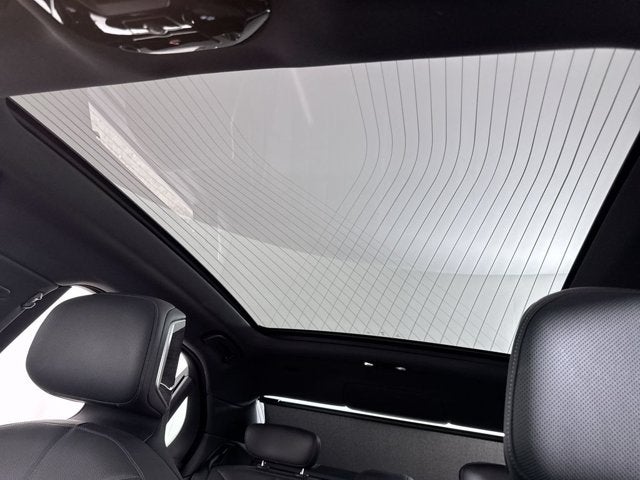 2025 BMW 7 Series 740i