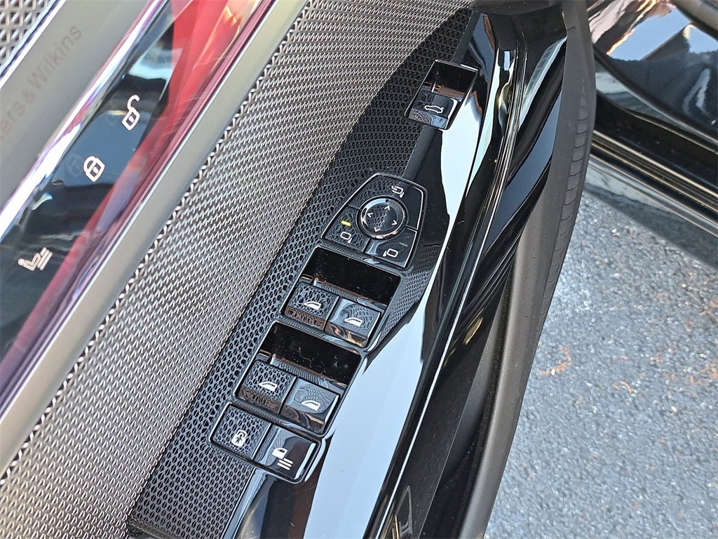 2023 BMW 7 Series 740i