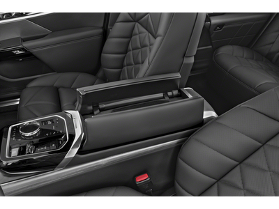 2023 BMW 7 Series 740i