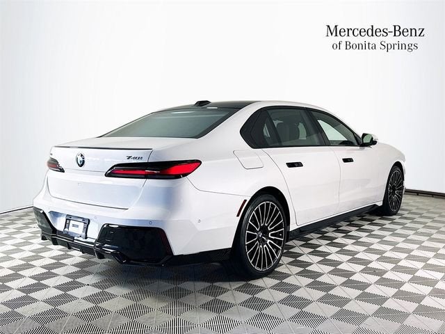 2026 BMW 7 Series 740i xDrive