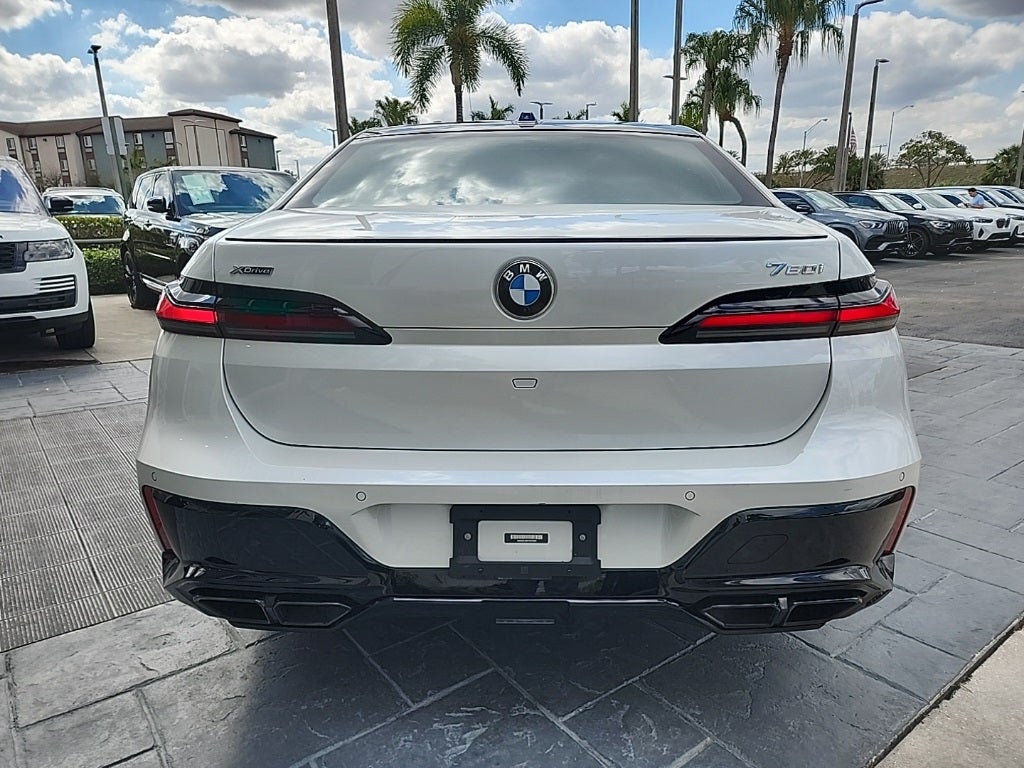 2023 BMW 7 Series 760i xDrive