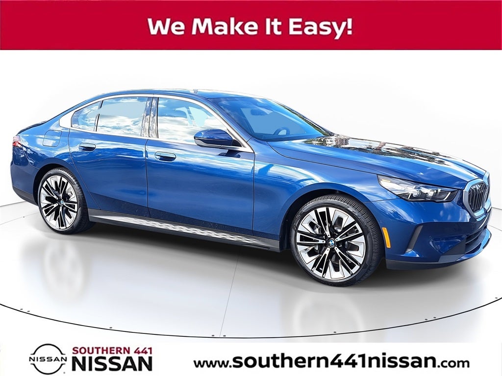 2025 BMW 5 Series 530i