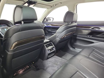 2021 BMW 7 Series 740i