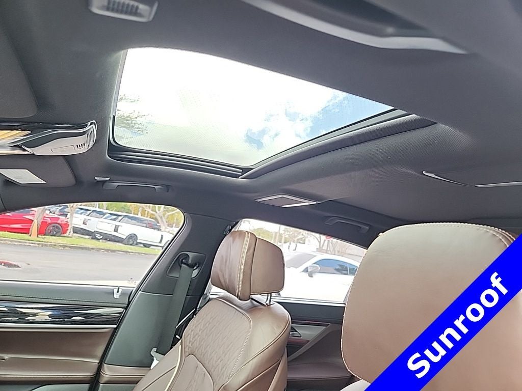 2020 BMW 7 Series 750i xDrive M SPORT, EXECUTIVE PACKAGE, & MORE!!
