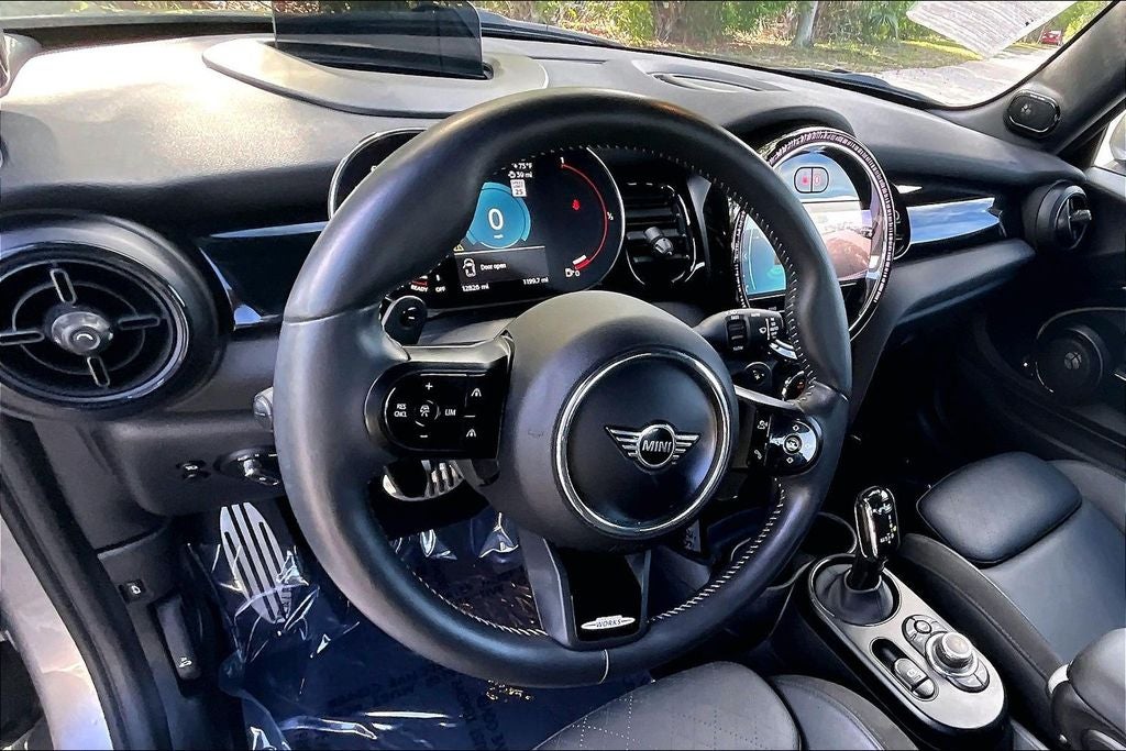 2024 MINI John Cooper Works Iconic