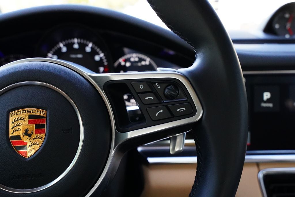2020 Porsche Panamera 4