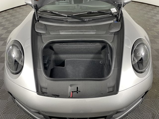 2025 Porsche 911 Carrera