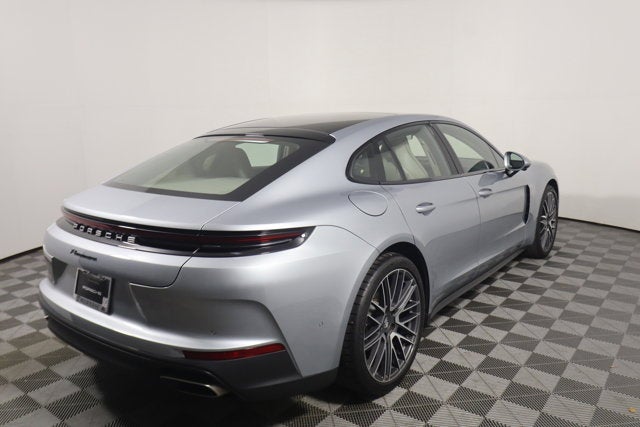 2026 Porsche Panamera Base