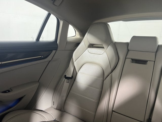 2026 Porsche Panamera Base