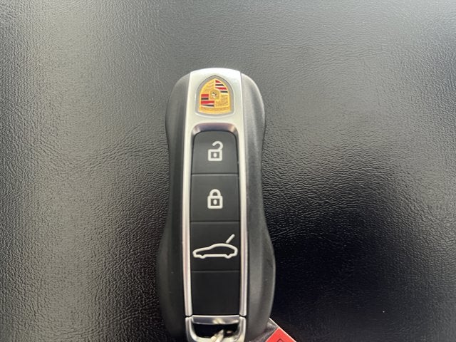 2026 Porsche Panamera Base