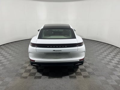 2026 Porsche Panamera Base