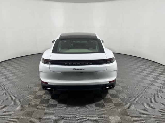2026 Porsche Panamera Base