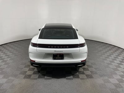 2026 Porsche Panamera 4 AWD