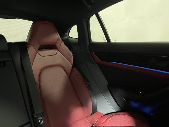 2025 Porsche Panamera Base