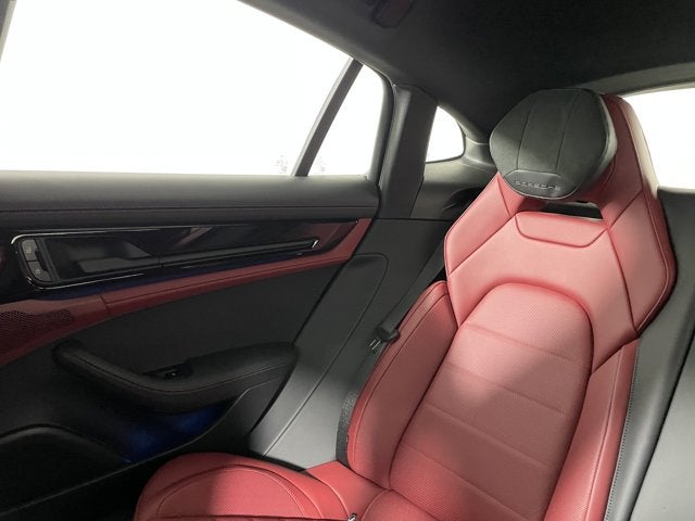 2025 Porsche Panamera Base